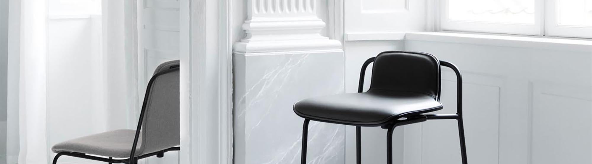 Elegante, minimalistische Stühle der Studio Kollektion von Normann Copenhagen.