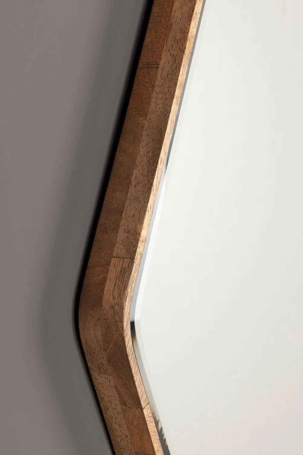 Bryn Mirror in  präsentiert im Onlineshop von KAQTU Design AG. Spiegel ist von Dutchbone