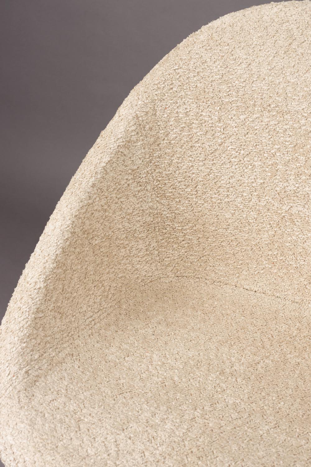 Fenna Stuhl in Beige präsentiert im Onlineshop von KAQTU Design AG. Stuhl ist von Dutchbone