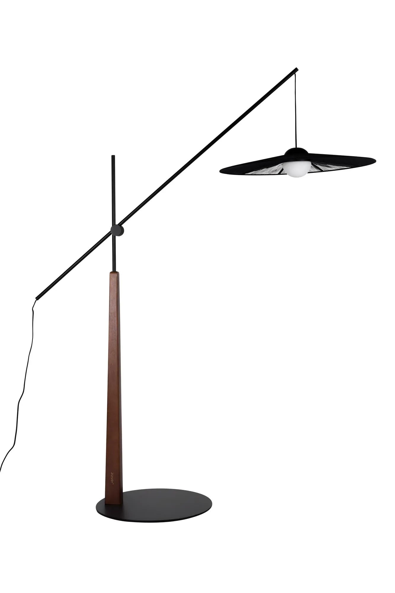 Stehlampe Belle  in Schwarz präsentiert im Onlineshop von KAQTU Design AG. Stehleuchte ist von Zuiver