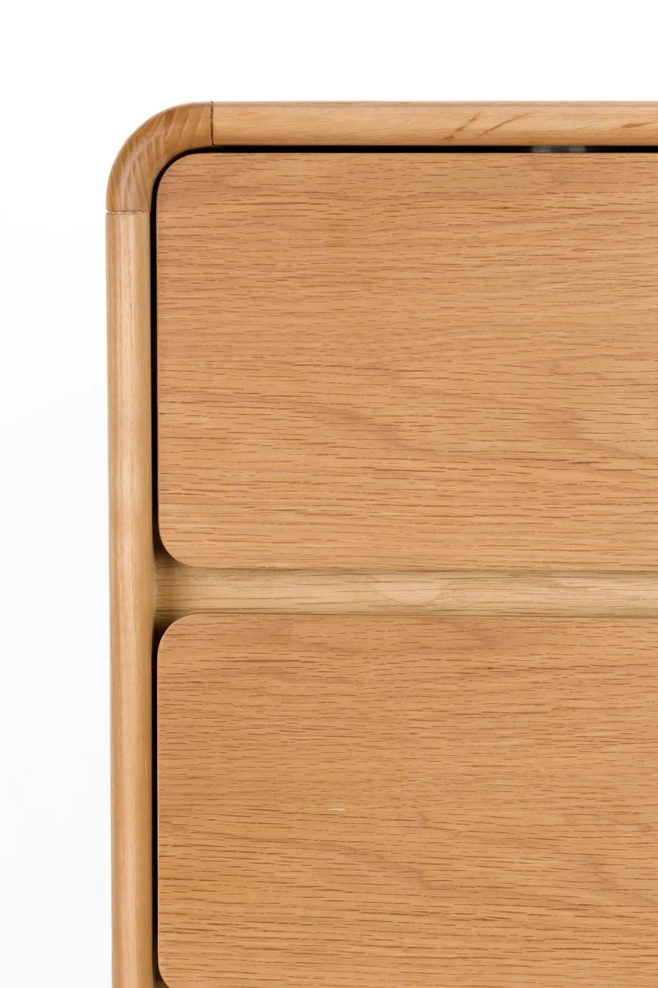 Cabinet Rise in Natur präsentiert im Onlineshop von KAQTU Design AG. Cabinet ist von Zuiver