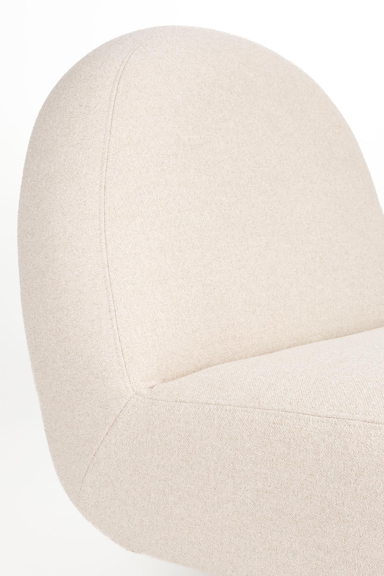 Sessel Eden in Latte Braun präsentiert im Onlineshop von KAQTU Design AG. Sessel ist von Zuiver