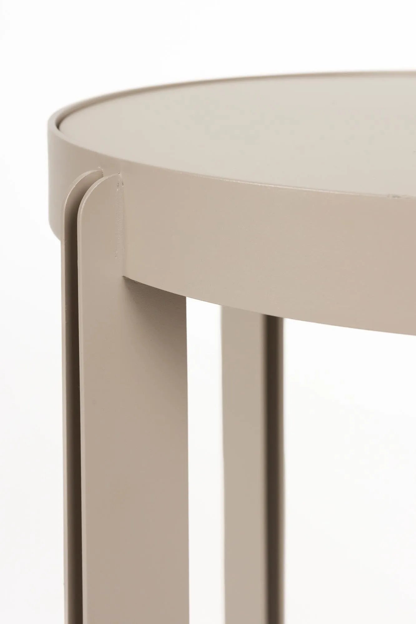 Beistelltisch Centre  in Beige präsentiert im Onlineshop von KAQTU Design AG. Beistelltisch ist von Zuiver