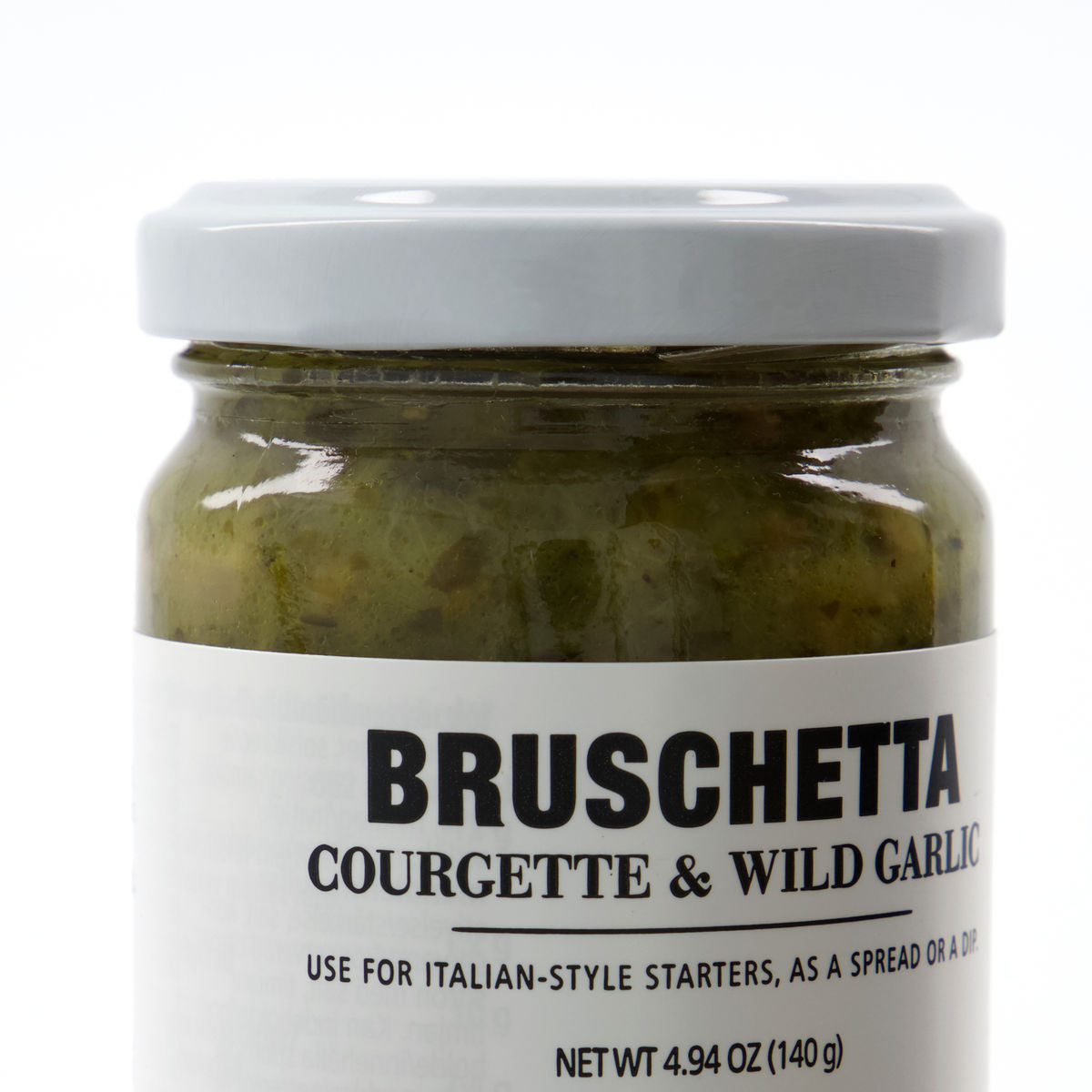 Bruschetta, courgette & wild Knoblauch in  präsentiert im Onlineshop von KAQTU Design AG. Lebensmittel ist von Nicolas Vahé