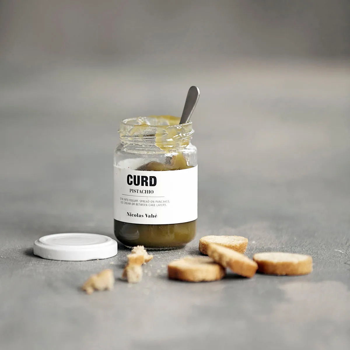 Curd, Pistache in  präsentiert im Onlineshop von KAQTU Design AG. Lebensmittel ist von Nicolas Vahé