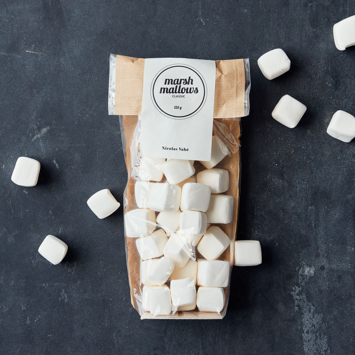 Marshmallows, classic in Verbranntes Henna präsentiert im Onlineshop von KAQTU Design AG. Lebensmittel ist von Nicolas Vahé