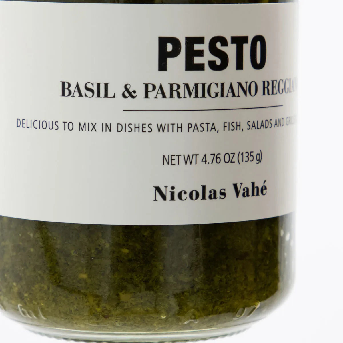 Pesto Basil & Parmigiano Reggiano in Grau schwarz präsentiert im Onlineshop von KAQTU Design AG. Lebensmittel ist von Nicolas Vahé