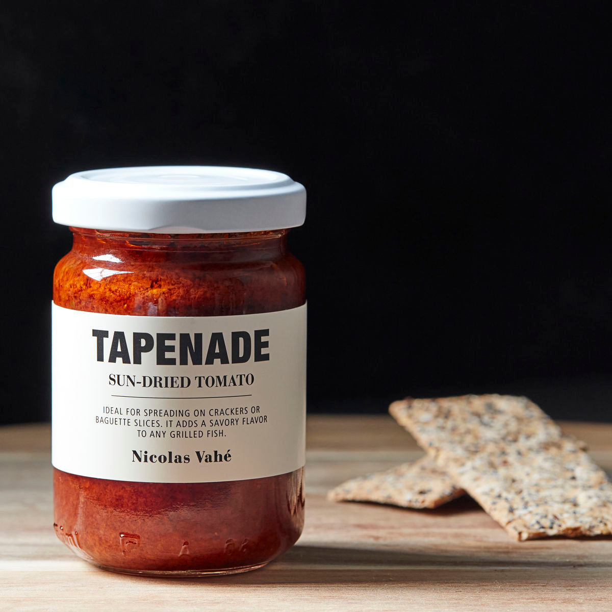 Tapenade, Sundried Tomaten in  präsentiert im Onlineshop von KAQTU Design AG. Lebensmittel ist von Nicolas Vahé