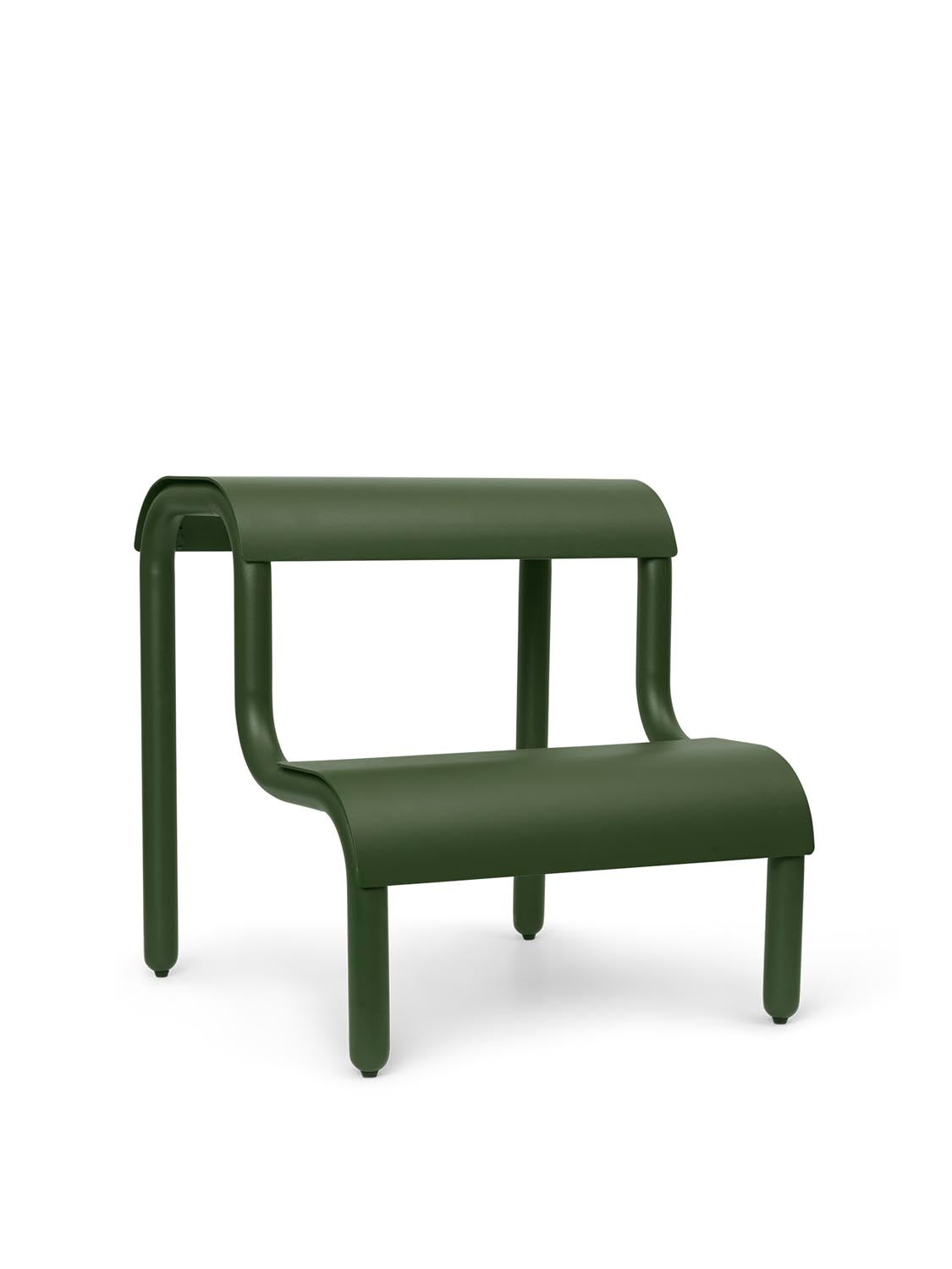 Up Step Stool  in  Forest Green präsentiert im Onlineshop von KAQTU Design AG. Hocker ist von Ferm Living