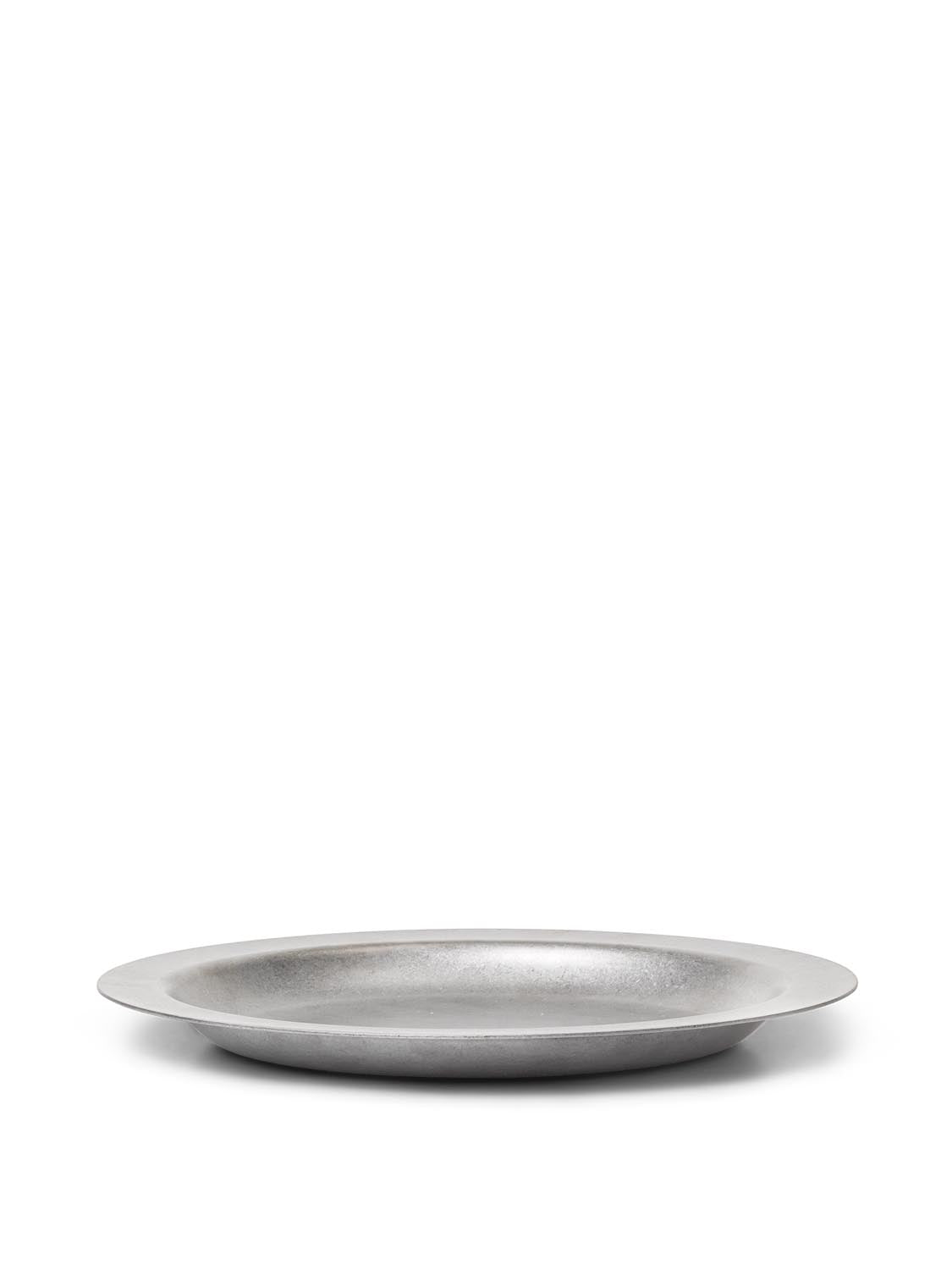 Tumbled Plate  in  Stainless Steel präsentiert im Onlineshop von KAQTU Design AG. Teller ist von Ferm Living