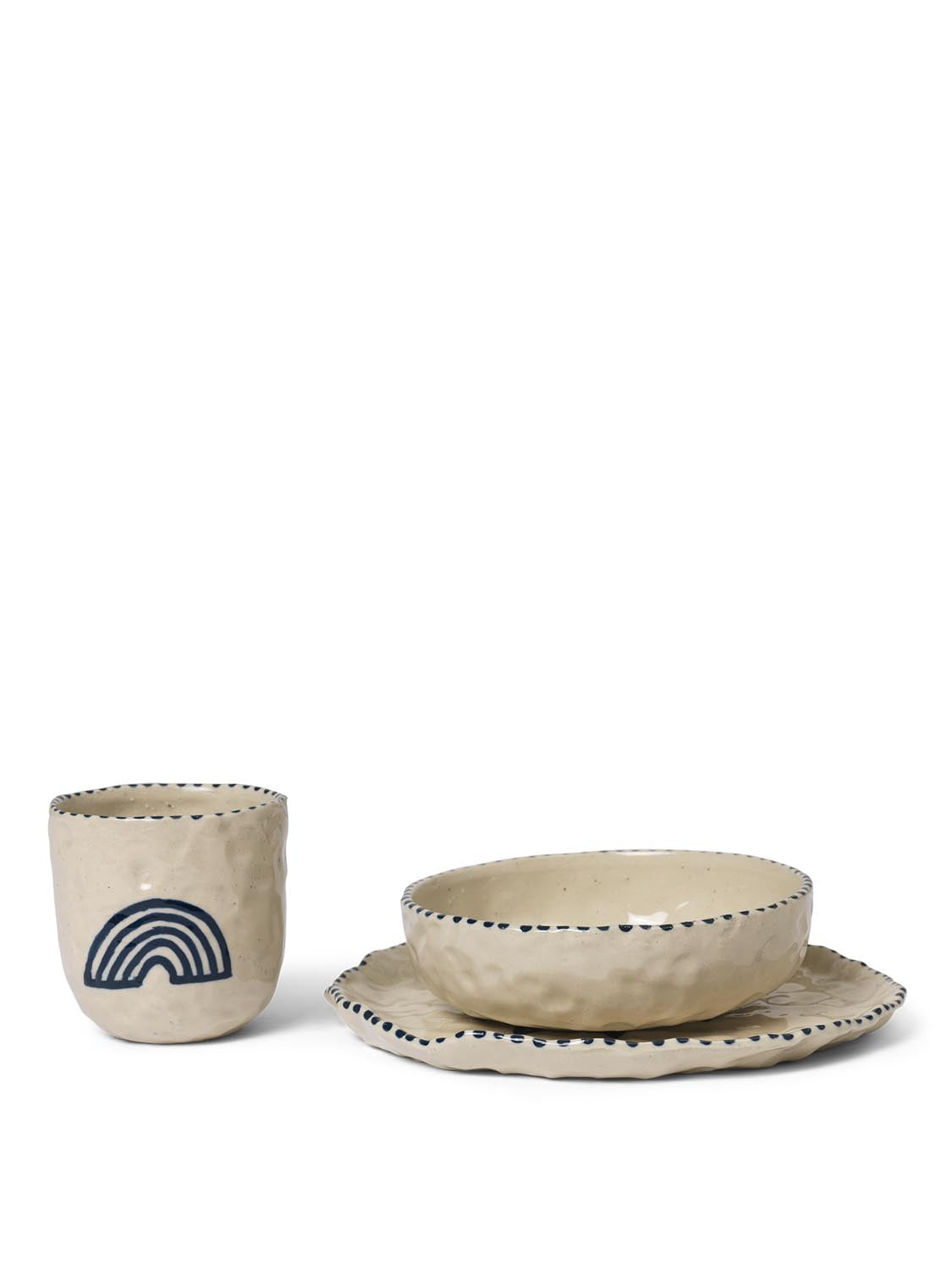 Naive Ceramic Set  in  Deep Blue präsentiert im Onlineshop von KAQTU Design AG. Geschirr ist von Ferm Living