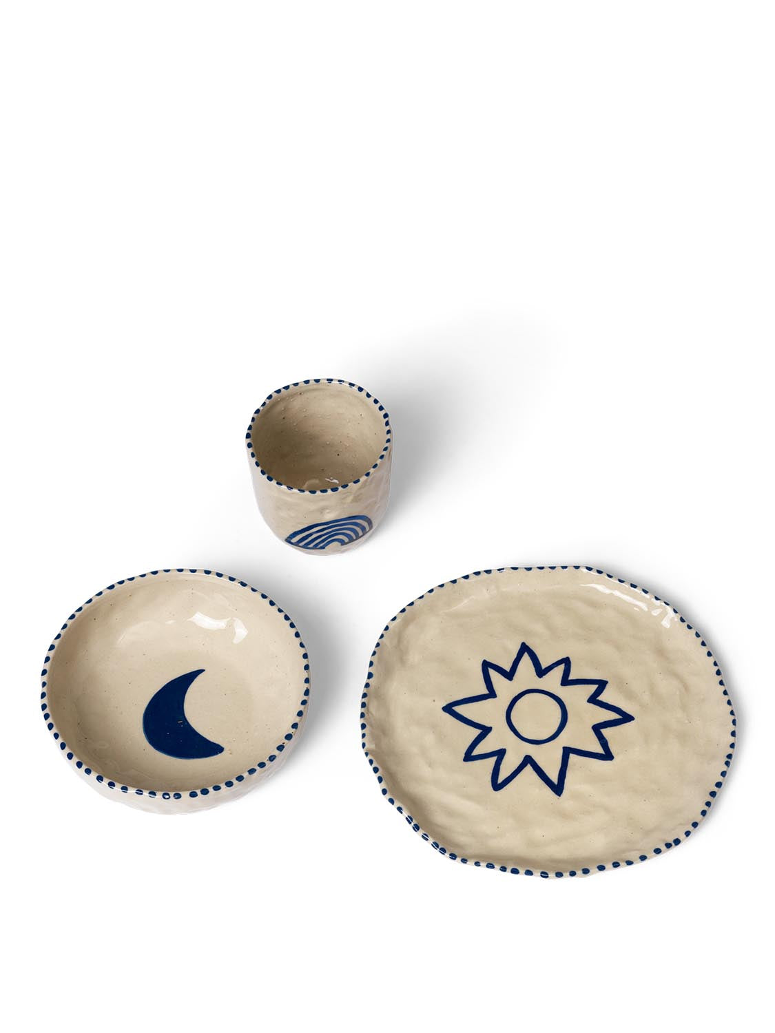 Naive Ceramic Set  in  Deep Blue präsentiert im Onlineshop von KAQTU Design AG. Geschirr ist von Ferm Living