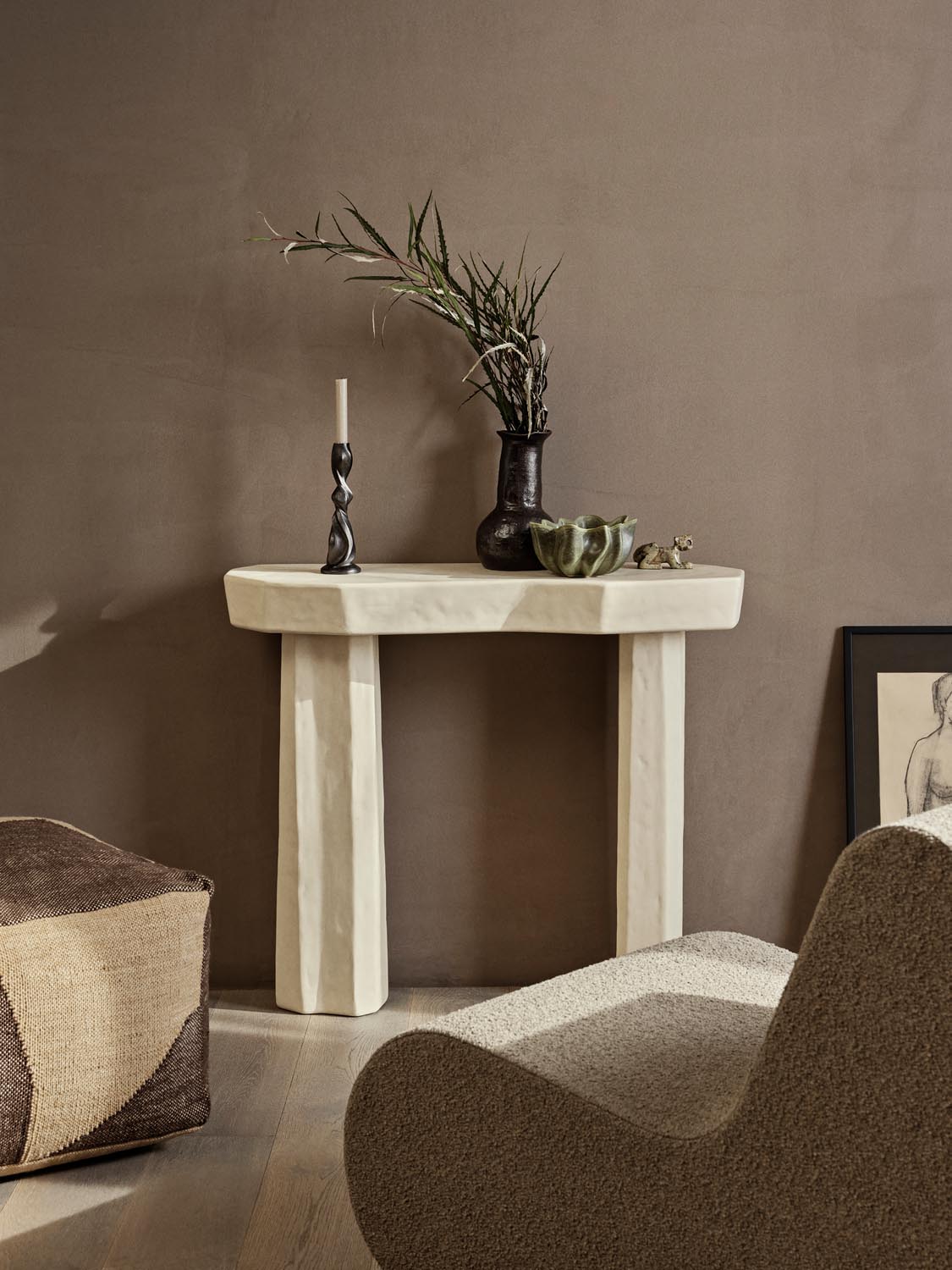 Staffa Console Table  in  Ivory präsentiert im Onlineshop von KAQTU Design AG. Beistelltisch ist von Ferm Living