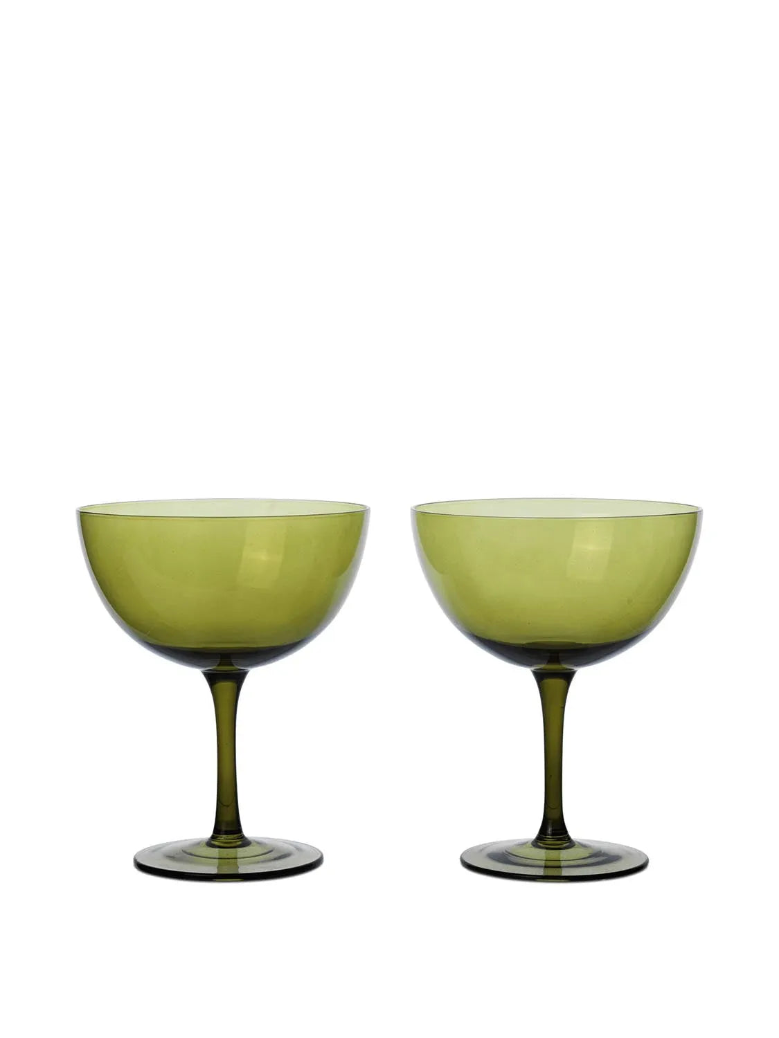 Host Cocktail Glasses Set of 2  in  Moss Green präsentiert im Onlineshop von KAQTU Design AG. Glas ist von Ferm Living