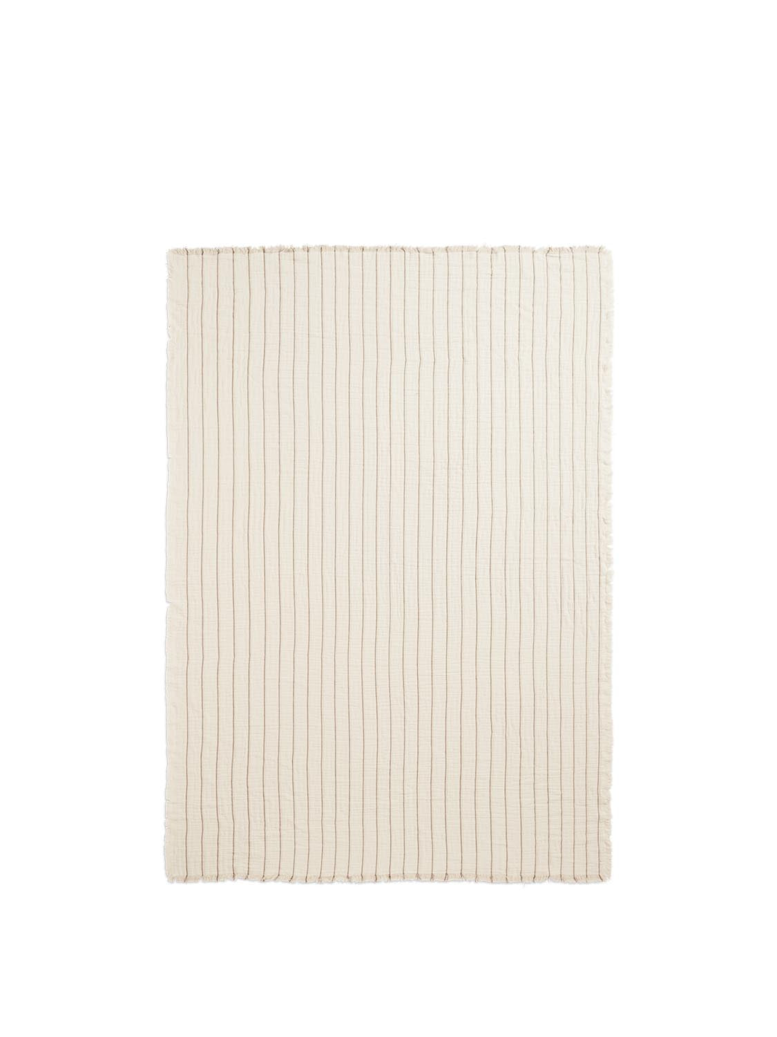 Aires Bettüberwurf Single  in  Undyed präsentiert im Onlineshop von KAQTU Design AG. Wolldecke ist von Ferm Living