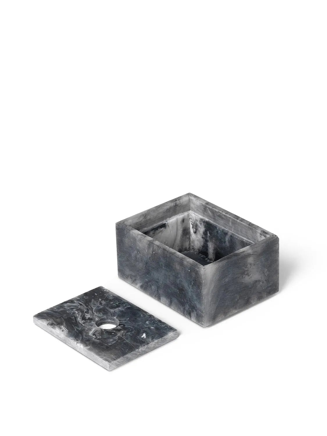 Mist Box  in  Charcoal präsentiert im Onlineshop von KAQTU Design AG. Aufbewahrungsbehälter ist von Ferm Living