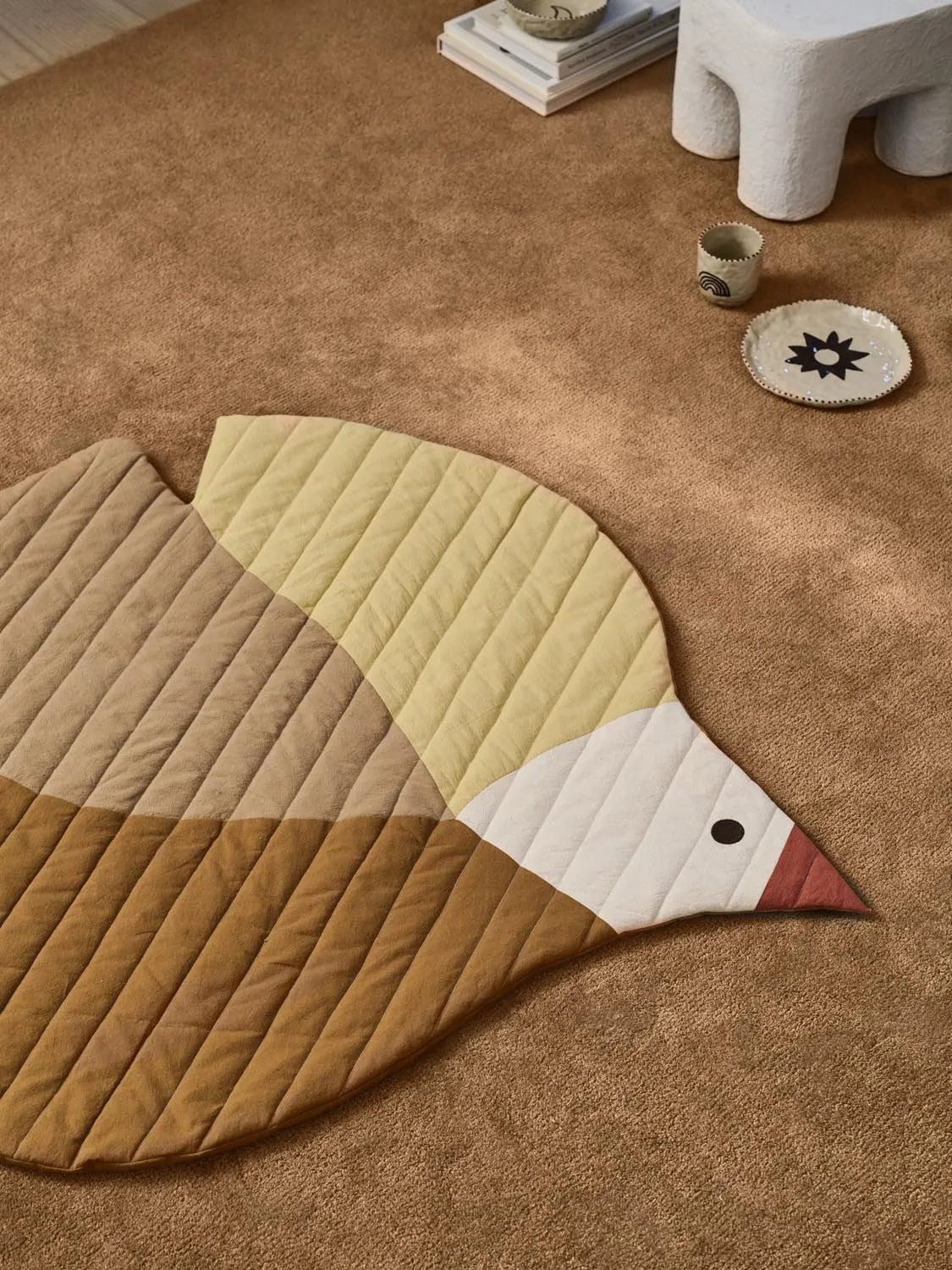 Swif Quilted Mat  in  Multi präsentiert im Onlineshop von KAQTU Design AG. Teppich ist von Ferm Living