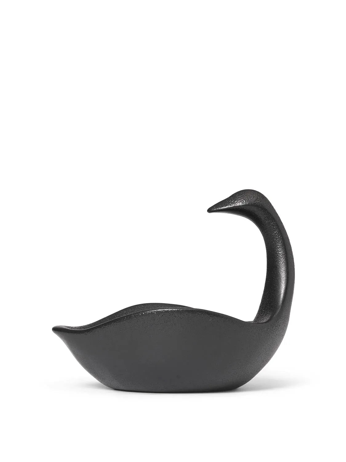 Swan Centrepiece  in  Black präsentiert im Onlineshop von KAQTU Design AG. Kunstgegenstände ist von Ferm Living