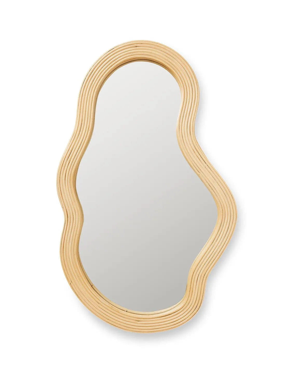 Pond Mirror Medium  in  Rattan  präsentiert im Onlineshop von KAQTU Design AG. Spiegel ist von Ferm Living