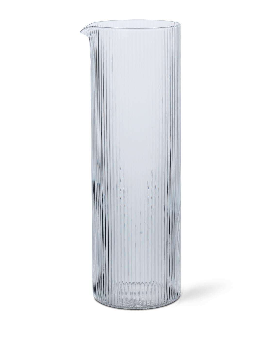 Ripple Water Jug  in  Clear präsentiert im Onlineshop von KAQTU Design AG. Kanne ist von Ferm Living