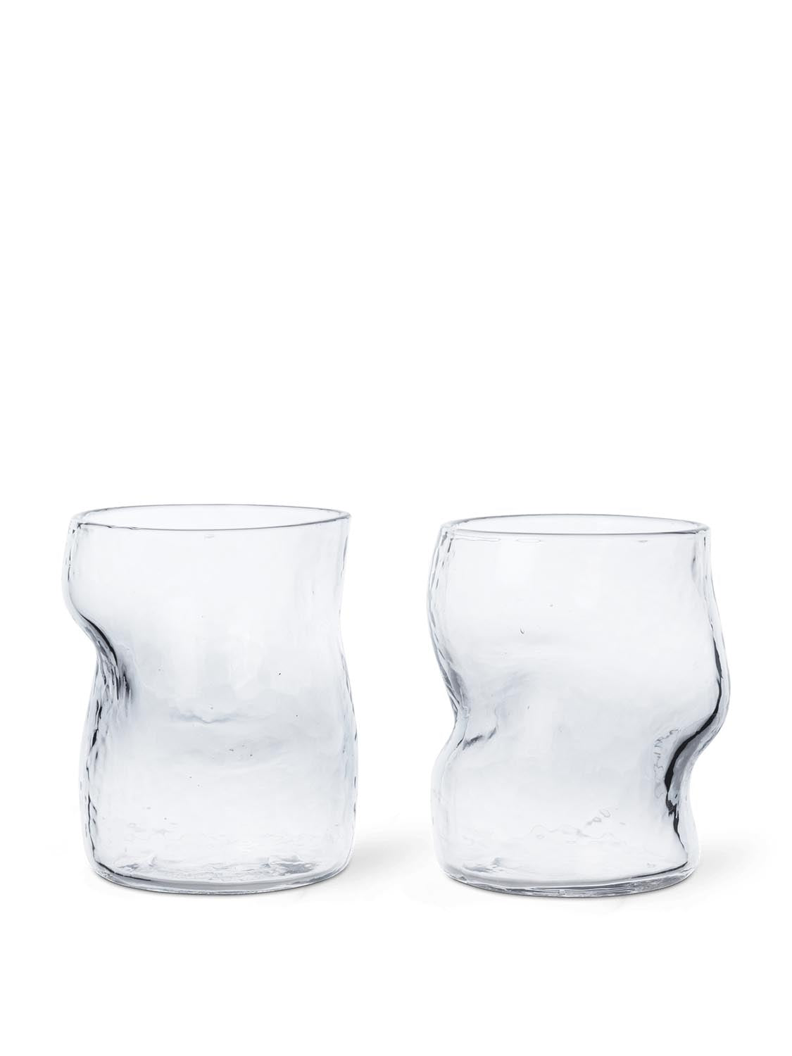 Dimple Glasses Set of 2  in  Clear präsentiert im Onlineshop von KAQTU Design AG. Glas ist von Ferm Living