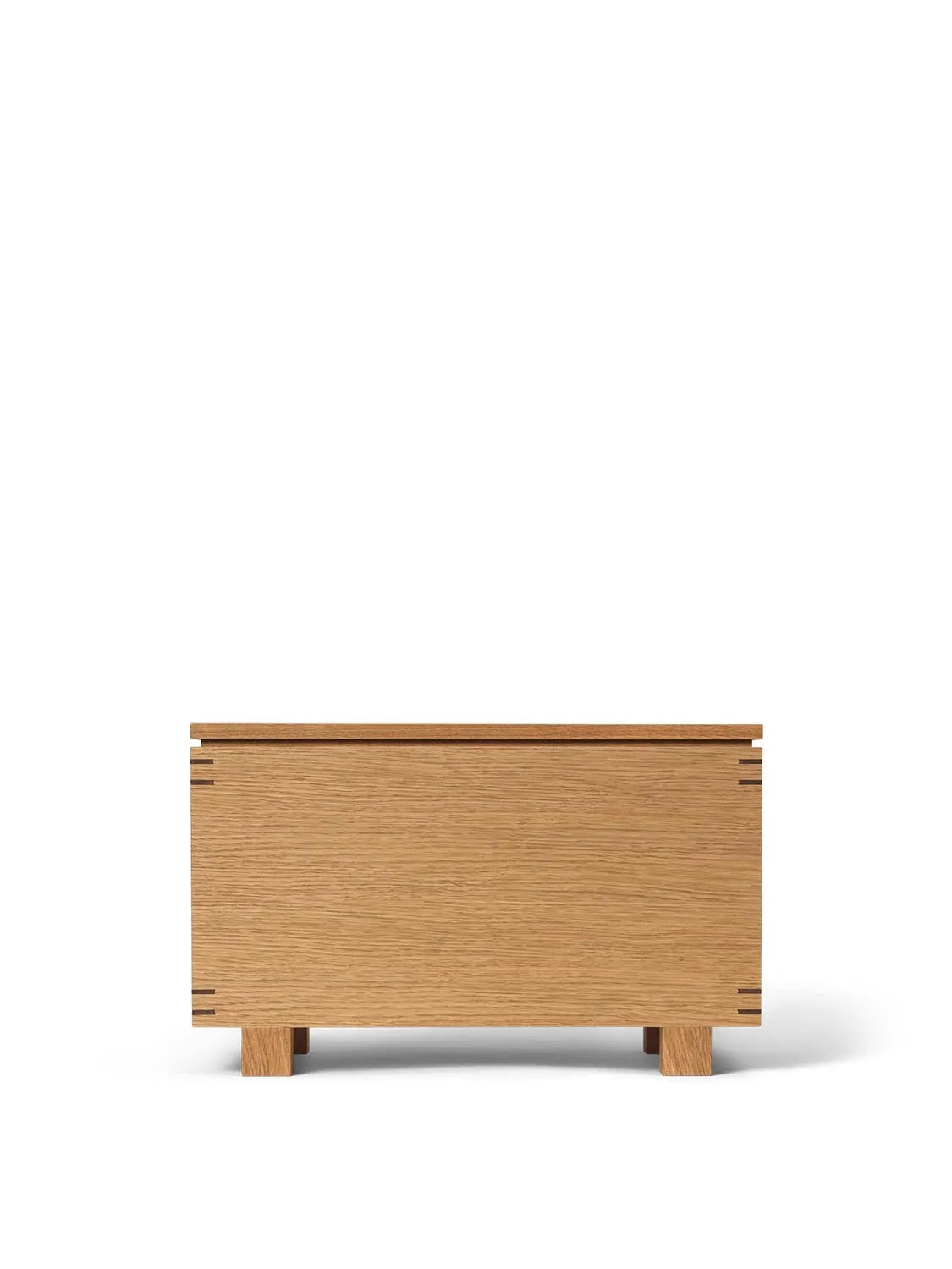 Bon Wooden Box  in  Oiled Oak präsentiert im Onlineshop von KAQTU Design AG. Aufbewahrungskorb ist von Ferm Living