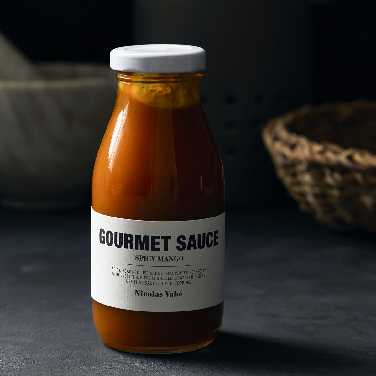 Gourmet Sauce, Spicy Mango in  präsentiert im Onlineshop von KAQTU Design AG. Lebensmittel ist von Nicolas Vahé