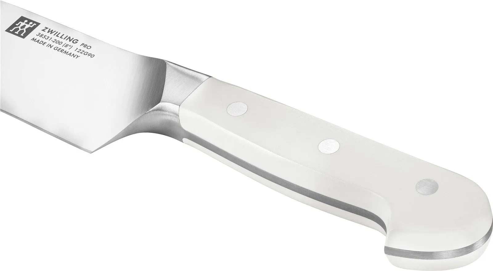 Zwilling Pro le blanc: 200mm Messer für exakte Schnitte in der Küche.