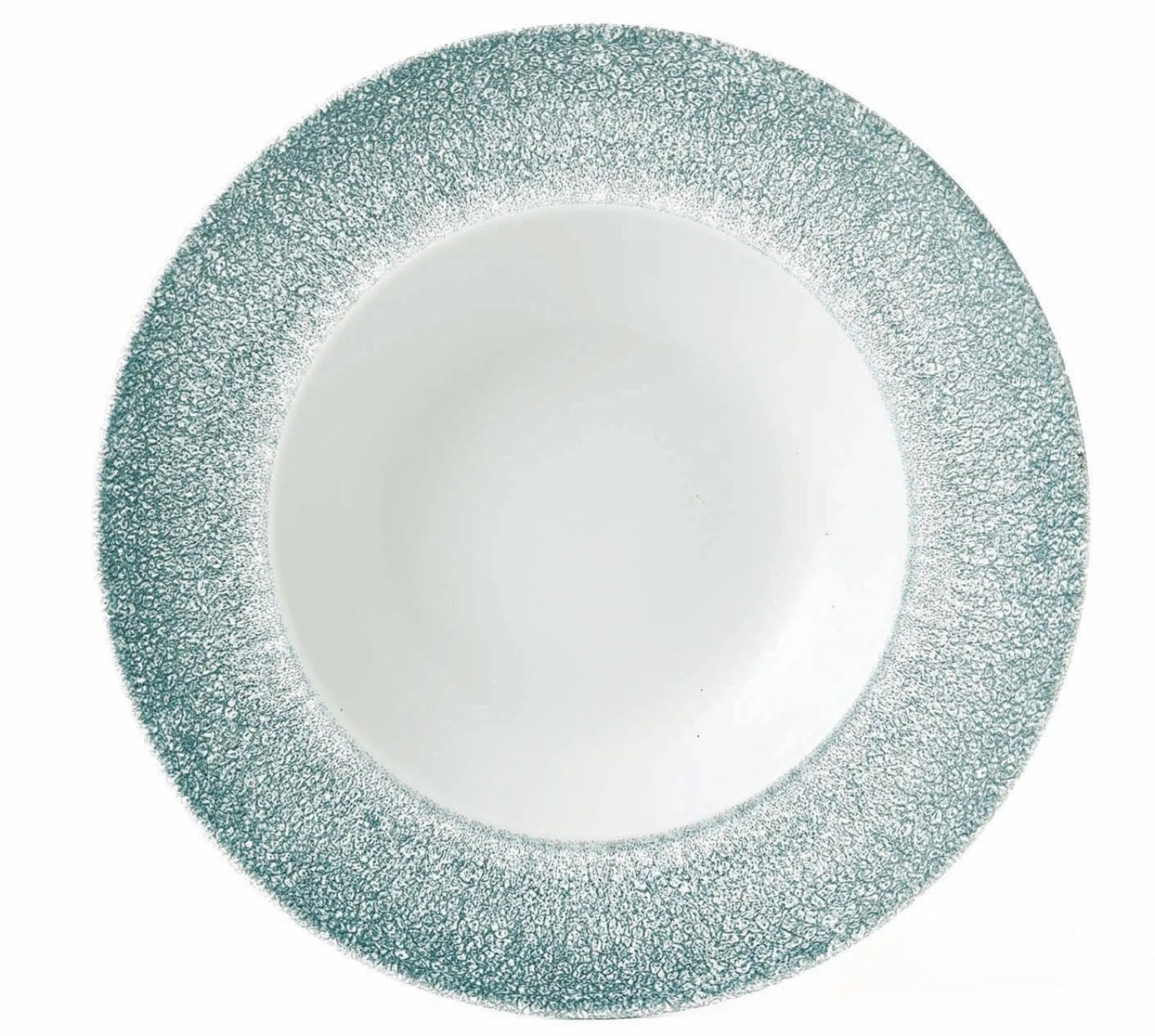 Der S.P. Raku Topaz Blue Teller 24cm von Churchill besticht durch seine schimmernde blaue Glasur, ideal für Suppen und Pasta.