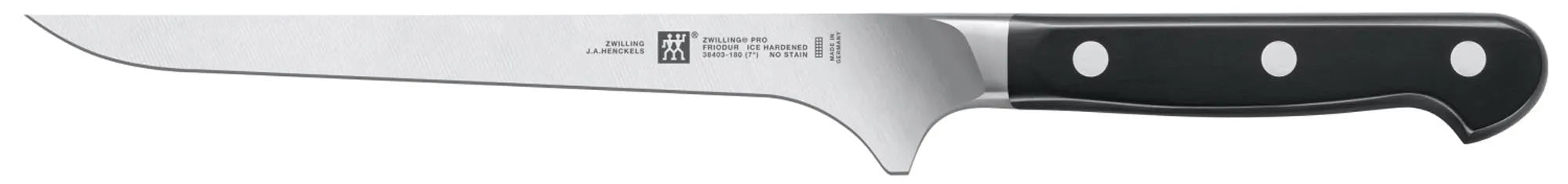 Das Zwilling Pro Filetiermesser 180 mm: Perfekte Balance, scharfe Klinge, ergonomischer Griff. Ideal für präzises Filetieren von Fisch und Fleisch.