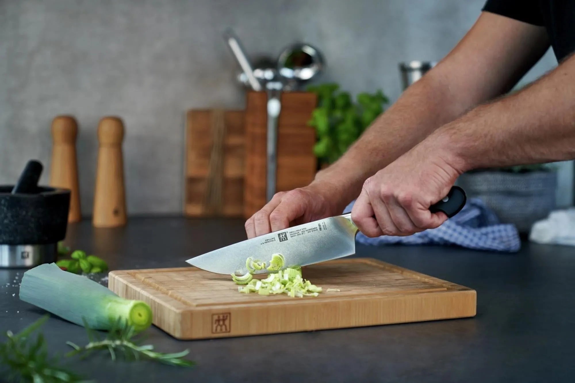 Zwilling Pro Messerset, 3-tlg. (Spick-, Fleisch-,Kochmesser) - KAQTU Design