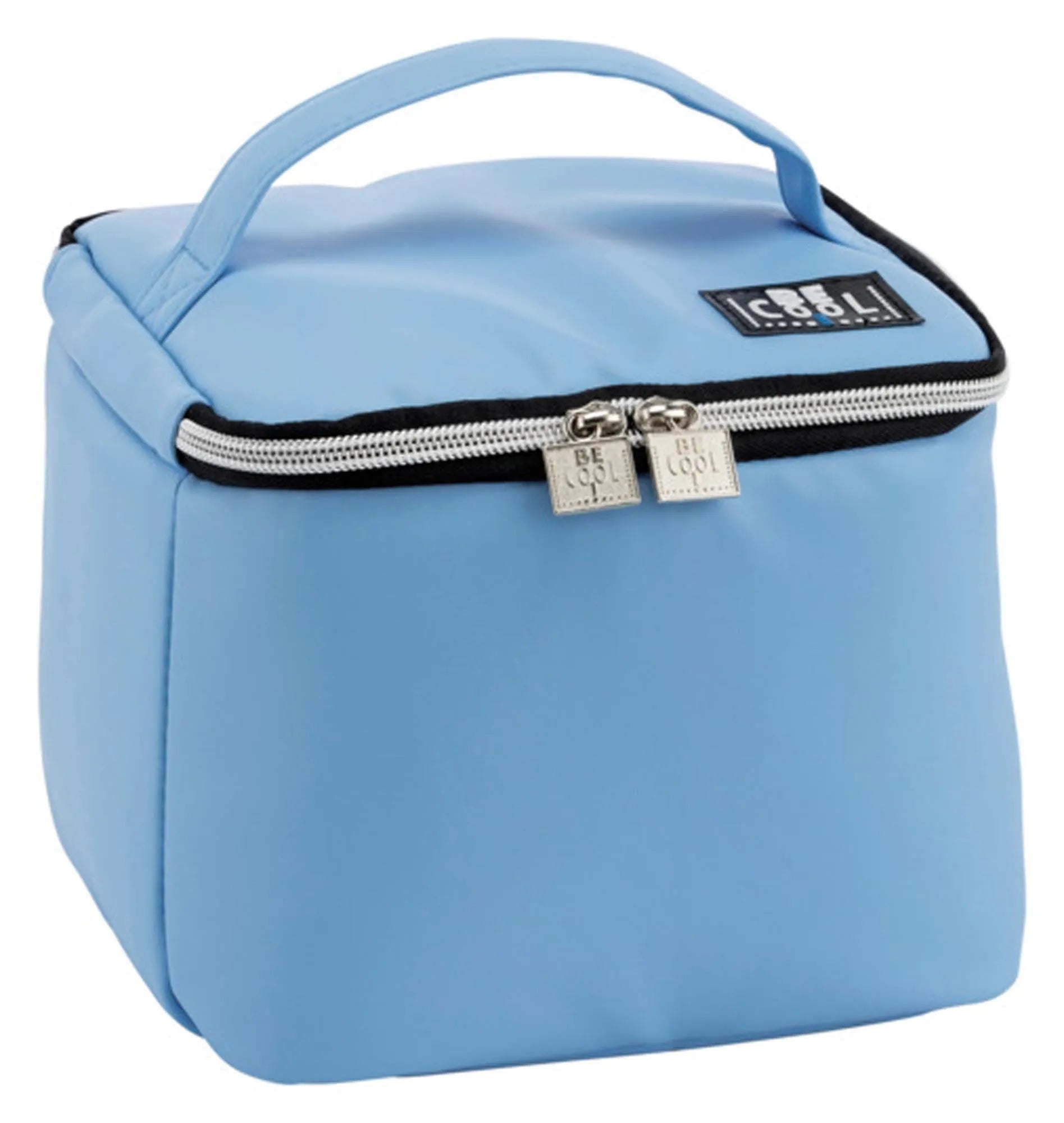 Stylische BE COOL Kühltasche in Sky Blue, 4,5L. Perfekt isoliert für kühle Snacks unterwegs. Kompakt, leicht, ideal für Ausflüge.