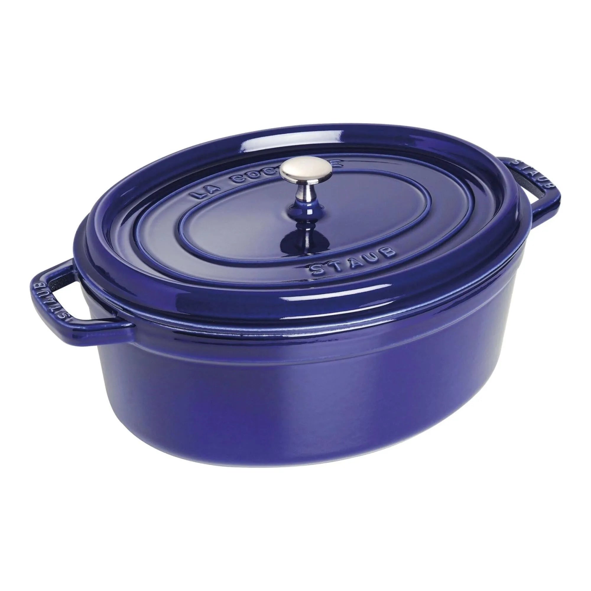 Die Staub Cocotte oval 5.5l: Gusseisen, perfekte Wärmeverteilung, emailliert, ideal für Eintöpfe und Braten, stilvoll und langlebig.