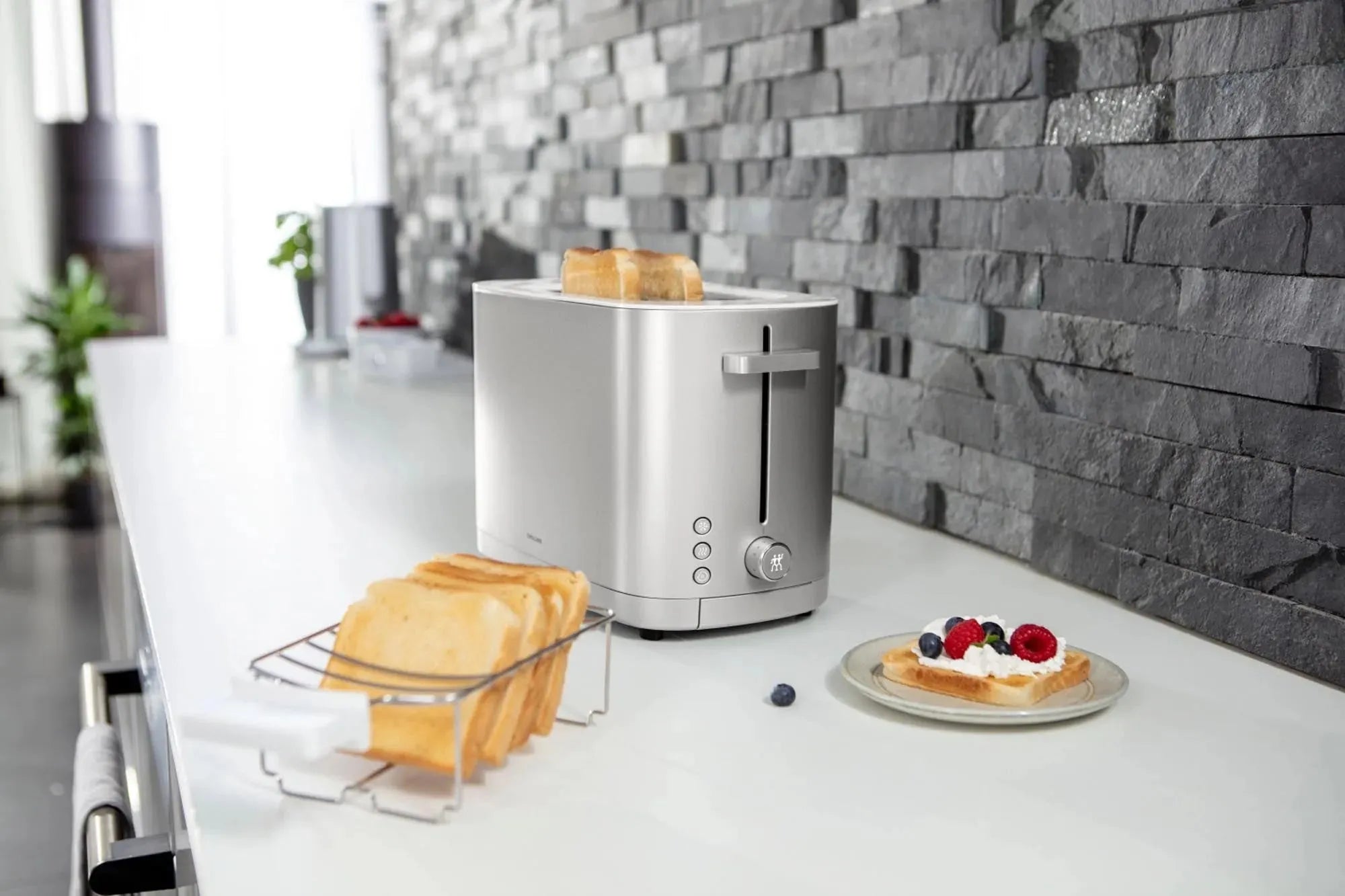 Enfinigy Toaster 2 mit Brötchenaufsatz silber - KAQTU Design