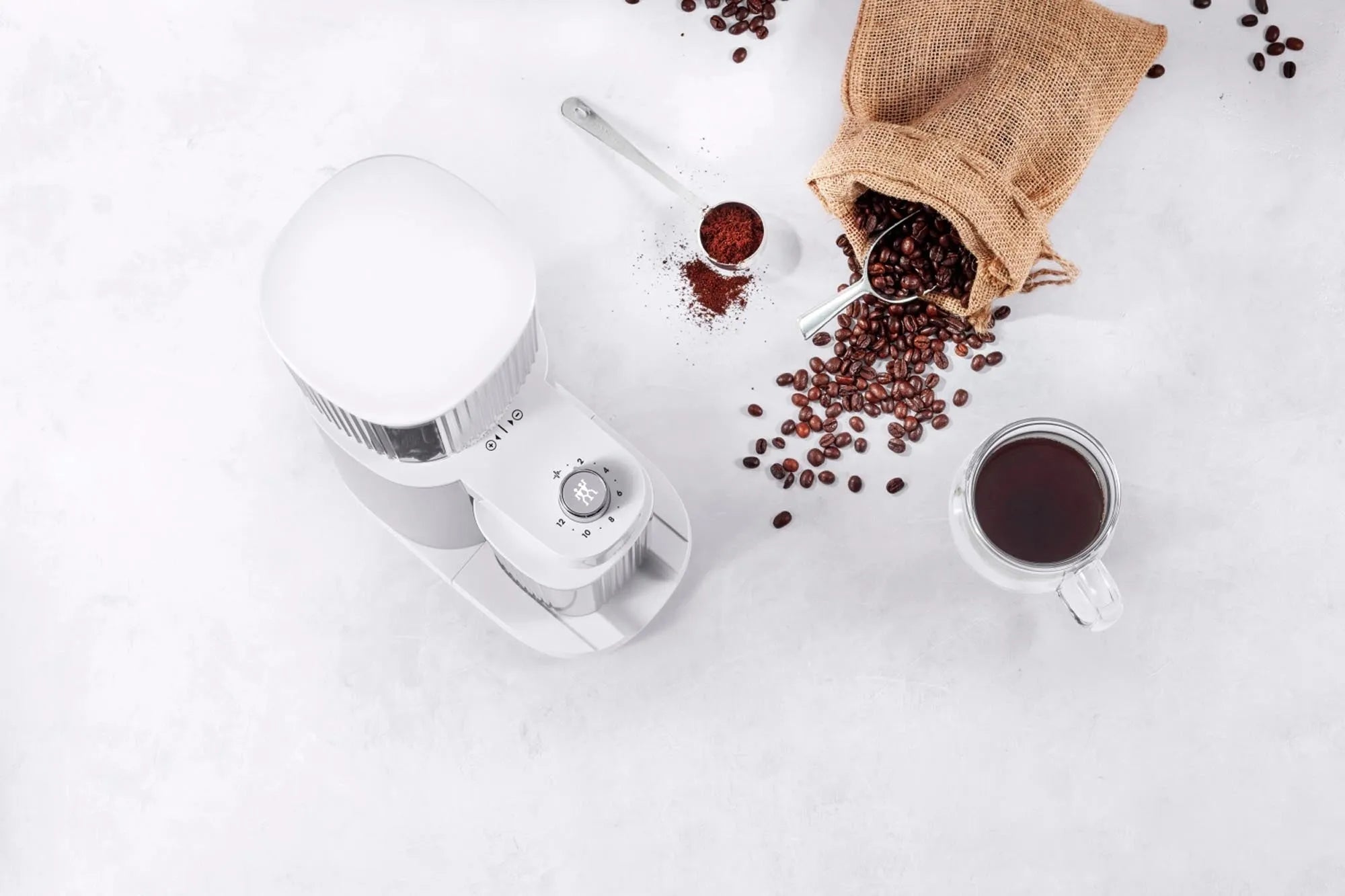 Zwilling Kaffeemühle: Stilvolle Präzision für perfekten Kaffeegenuss.