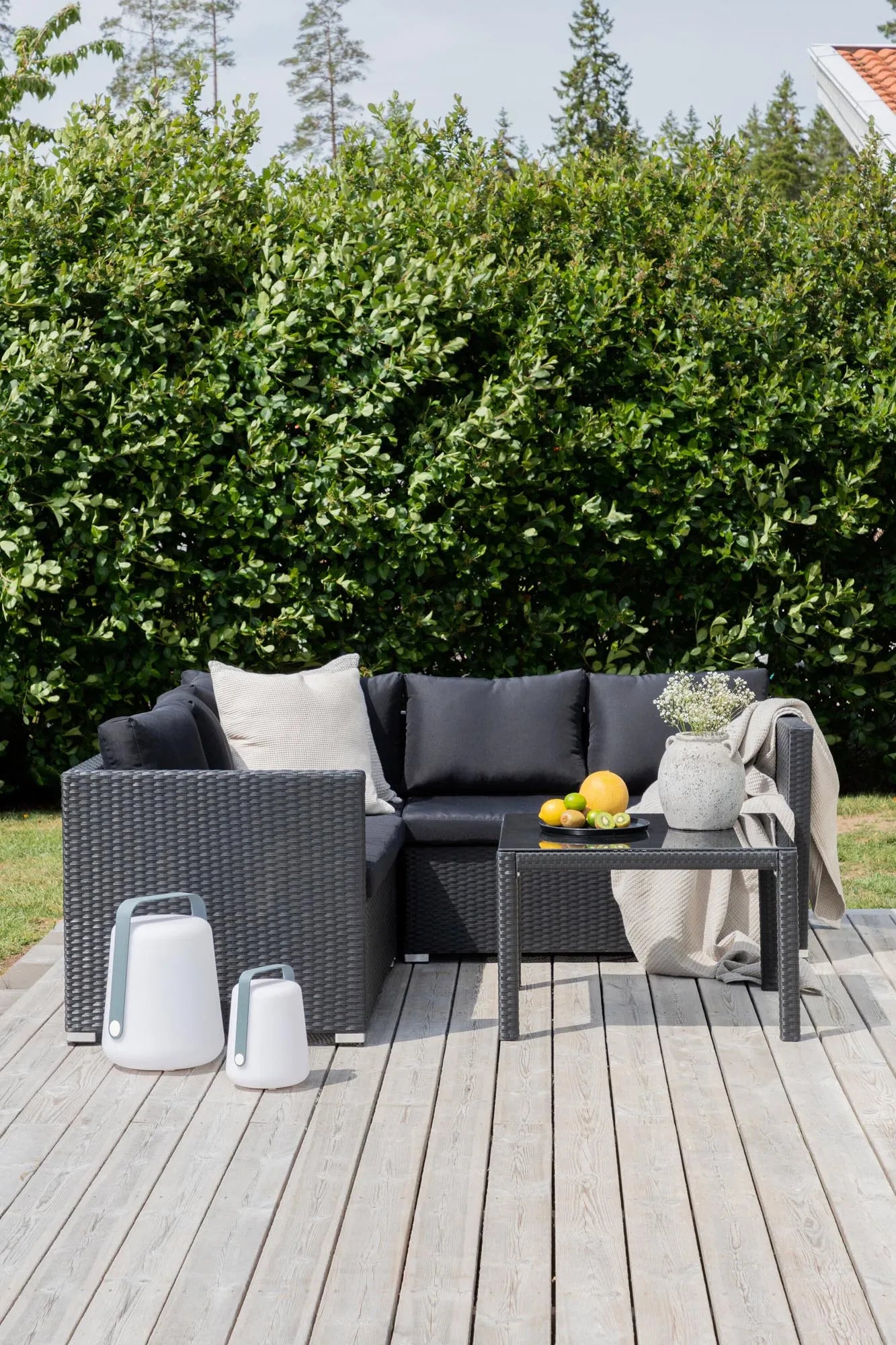 Elegantes Kuba Ecksofa 70cm: Perfekt für stilvolle Outdoor-Oasen.