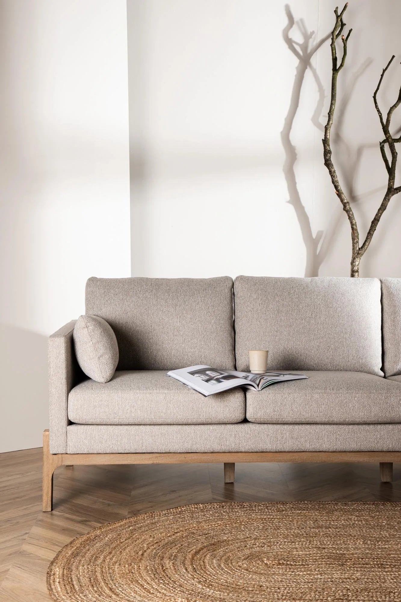 Olympia Sofa - KAQTU Design