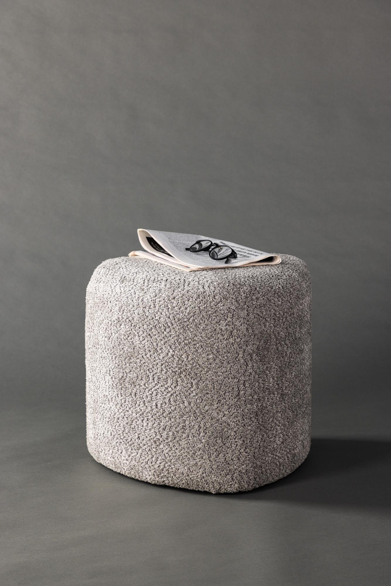 Peg Pouf - KAQTU Design