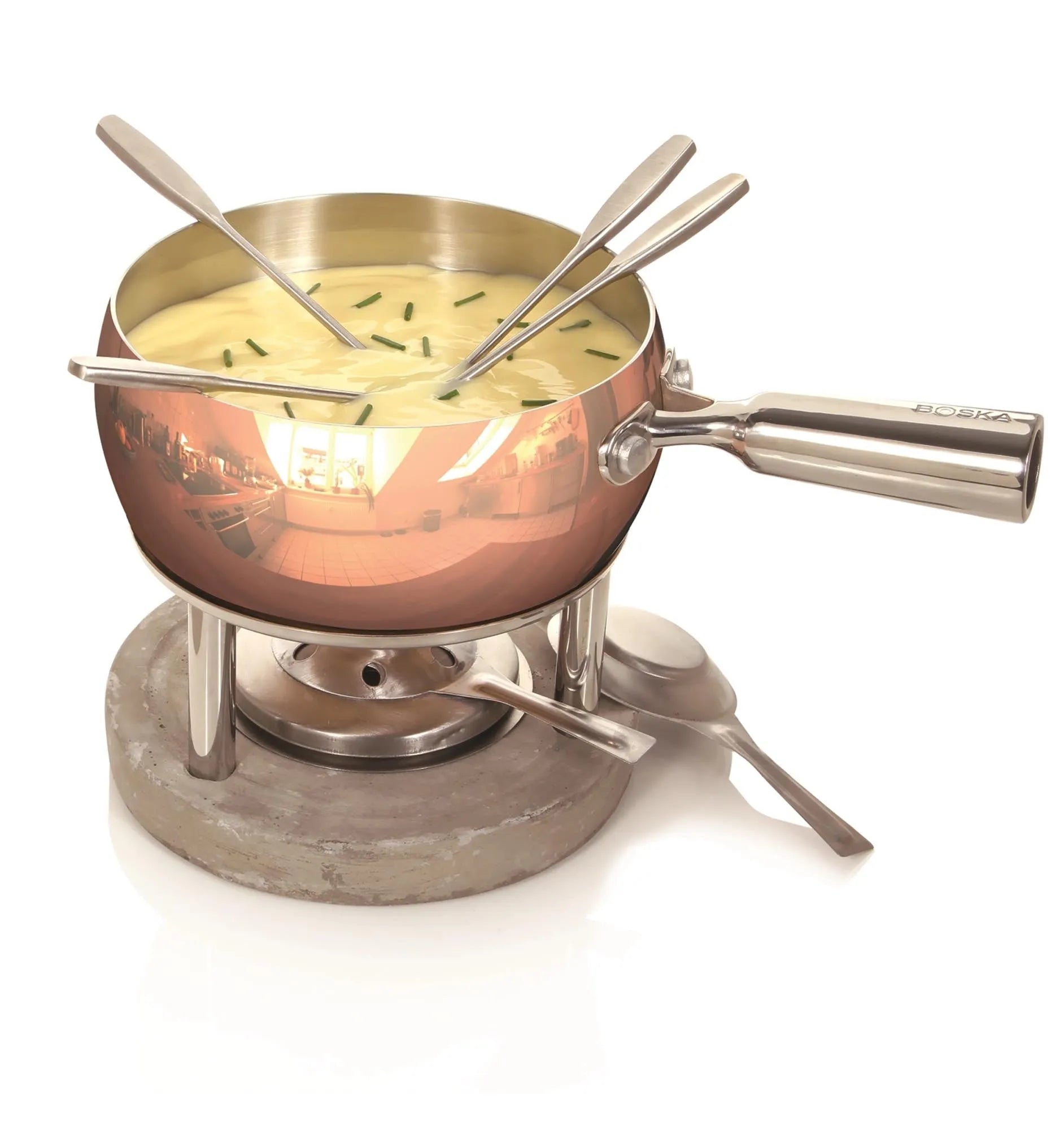 Elegantes Boska Fondue-Set aus Kupfer (1,7 l) mit Betonuntergestell, Brenner und 4 Gabeln. Perfekt für gemütliche Fondue-Abende!