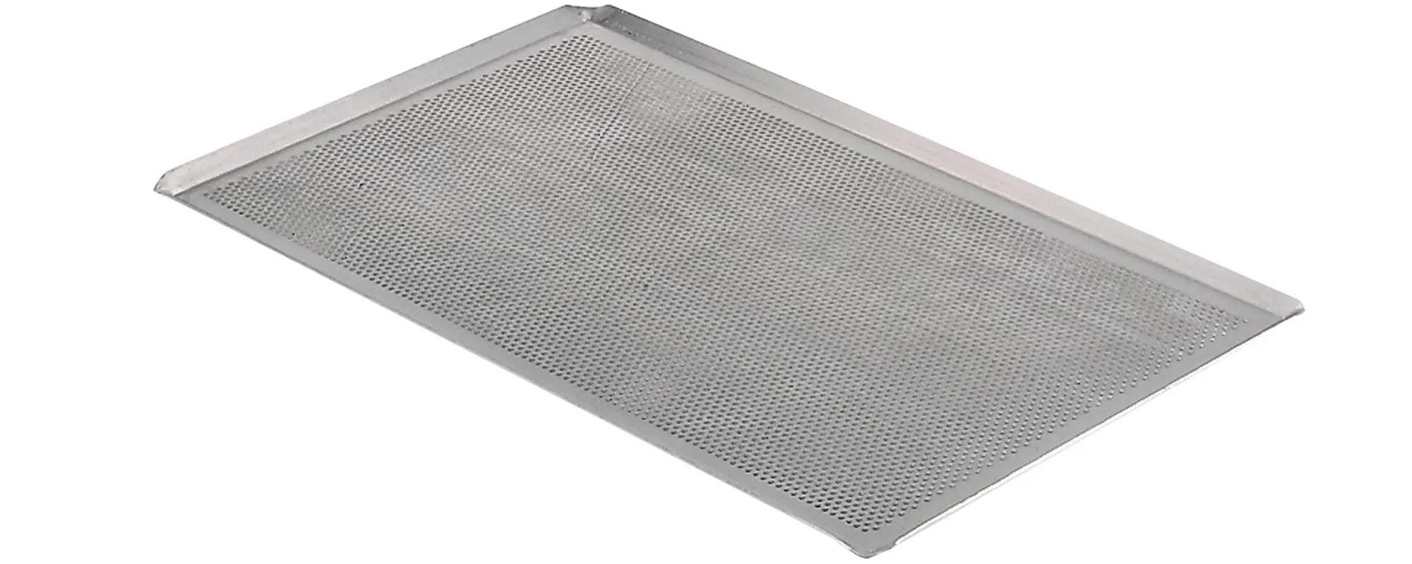 Hochwertiges, perforiertes Alu-Backblech 60x40cm von de Buyer: optimale Luftzirkulation, gleichmäßiges Backen, langlebig, pflegeleicht.