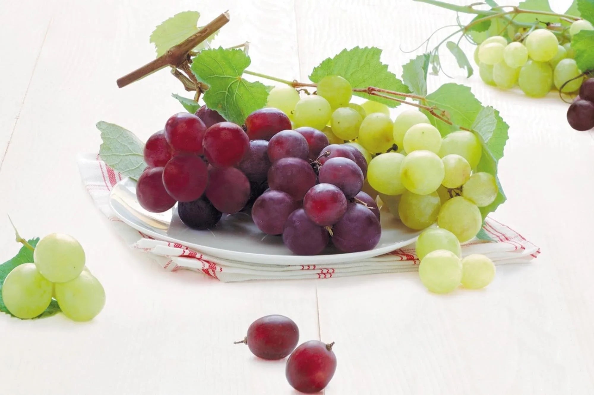 Grapes Tablett 44.5x31cm - KAQTU Design