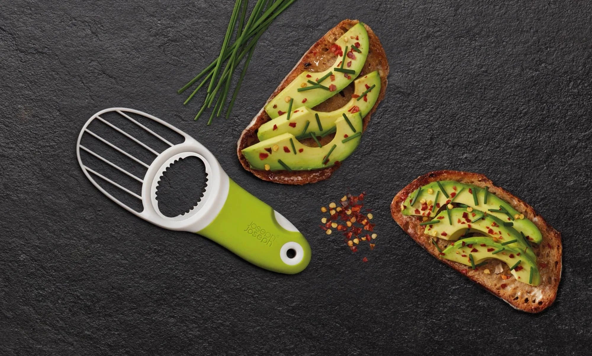 Vielseitiger 3-in-1 Avocado Schneider für perfekte Avocado-Zubereitung.