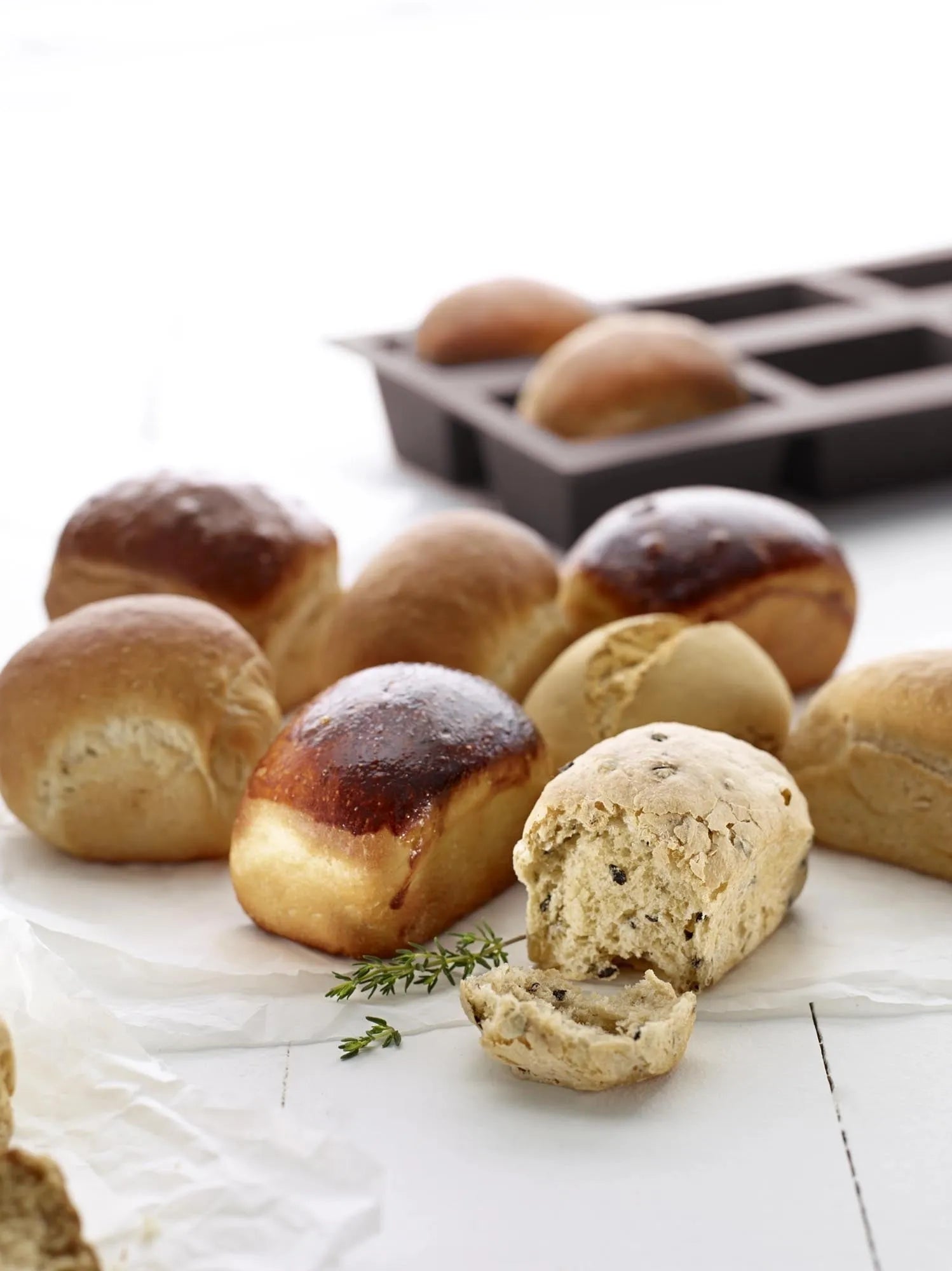 Lékué 6er Brotform: Backen Sie sechs perfekte Brote gleichzeitig.