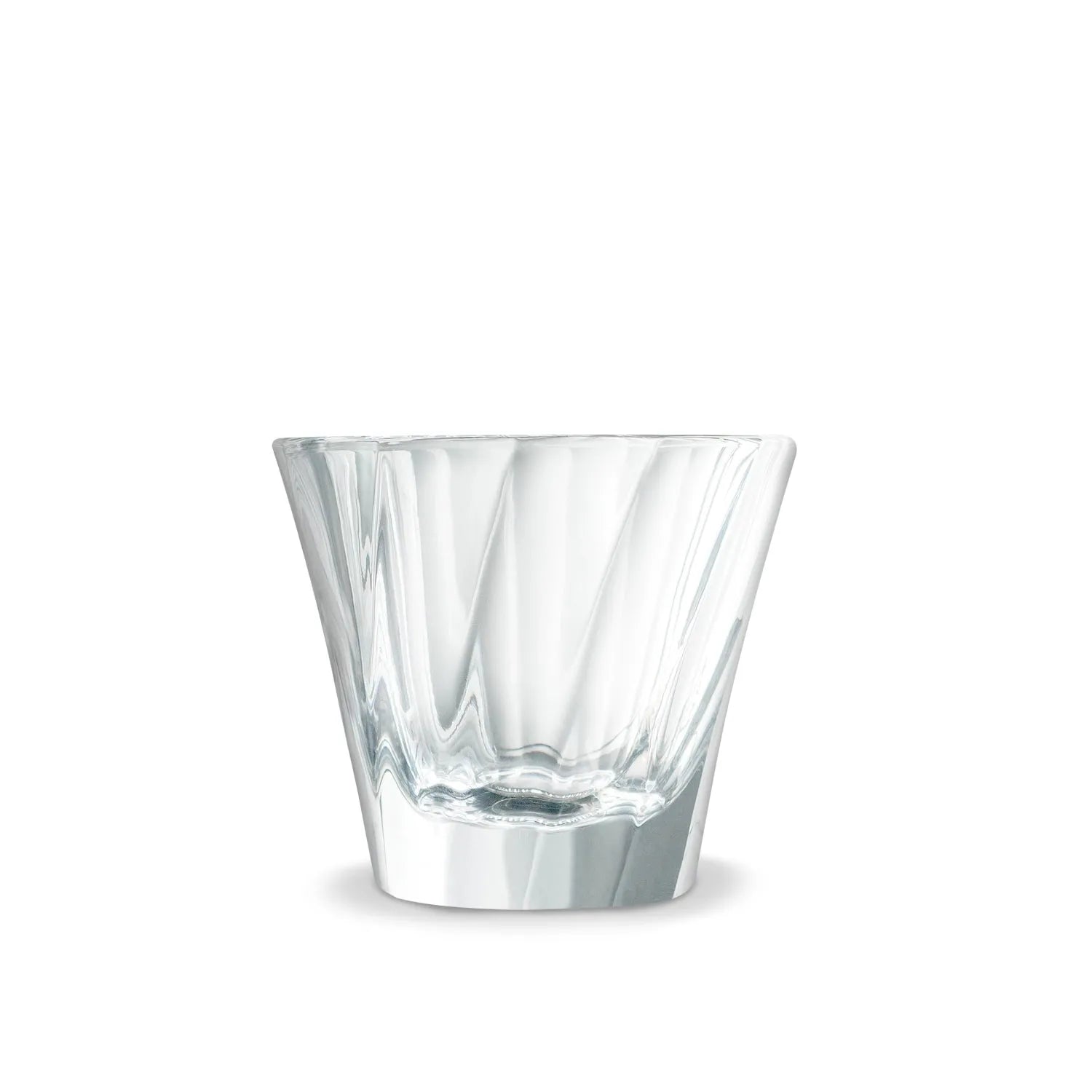 Das Twisted Espresso Glas von Loveramics: Ein klares, gedrehtes Design für stilvollen Kaffeegenuss. Ergonomisch, hitzebeständig, spülmaschinenfest.