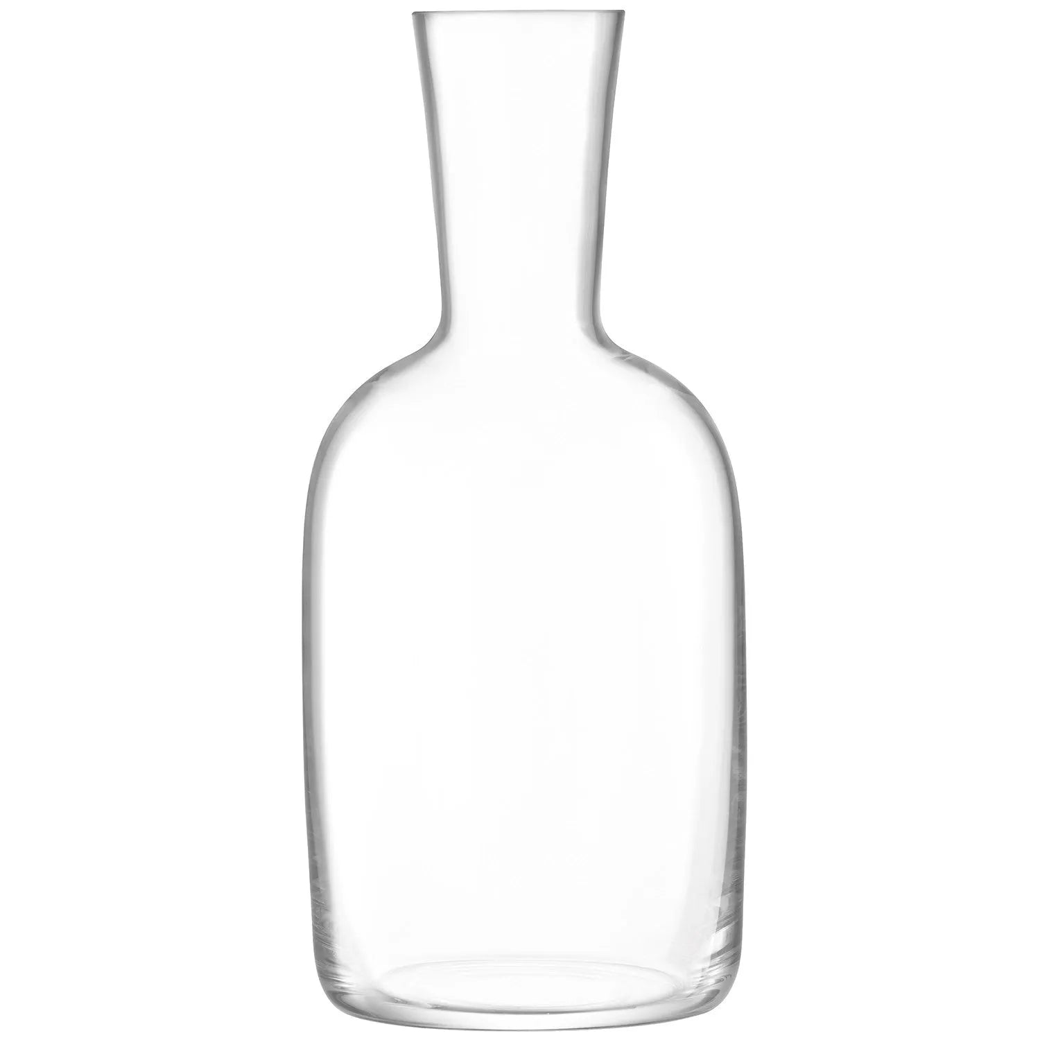 Stilvolle LSA Borough Wasserkaraffe 1.1L: Mundgeblasenes Glas, zeitloses Design, 1.1L Fassungsvermögen, robust und elegant.