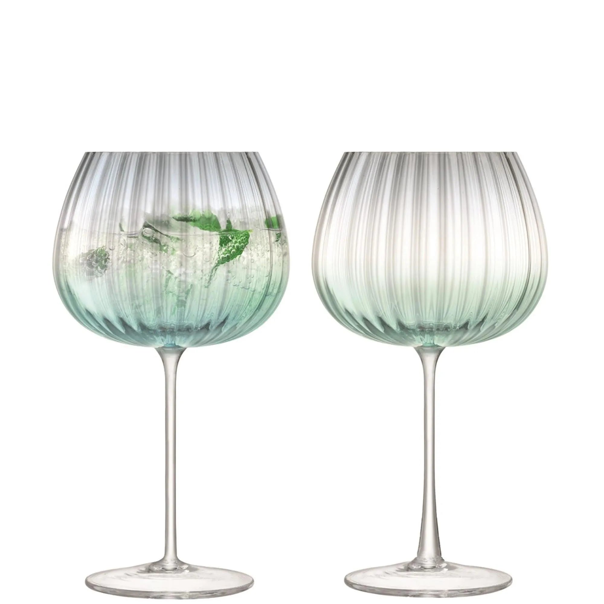 Elegante 650ml Ballonkelche in Grün und Grau von LSA, ideal für Wein, Sekt und Cocktails. Modernes Design trifft Funktionalität.