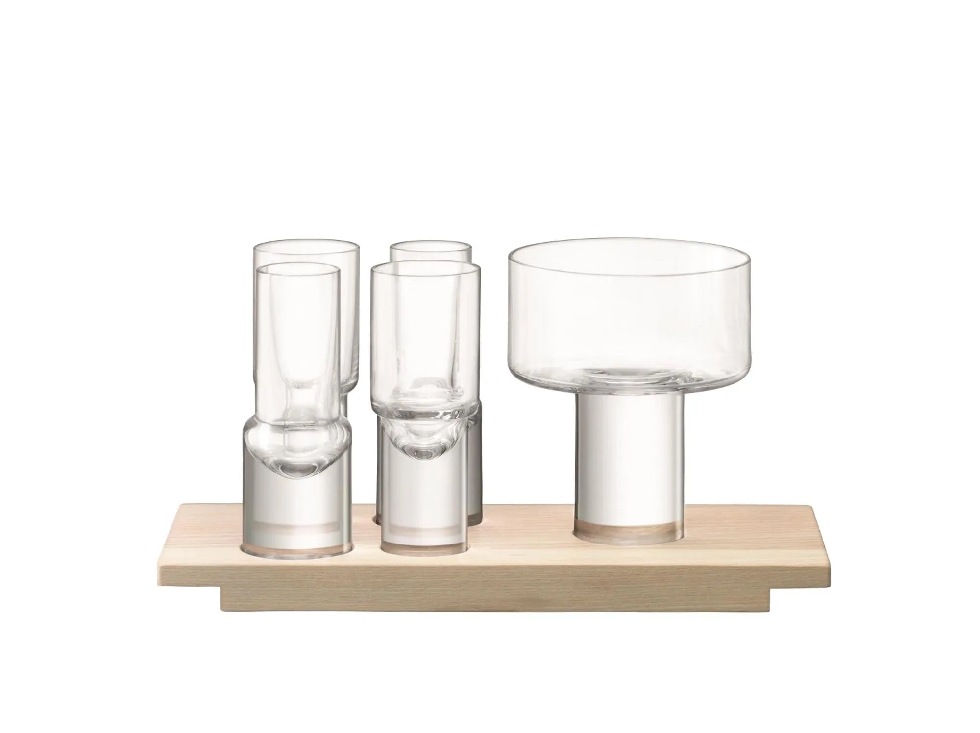 Elegantes Vodka Servier Set aus klarem Glas und Esche, ideal für stilvolle Anlässe und anspruchsvolle Genießer.