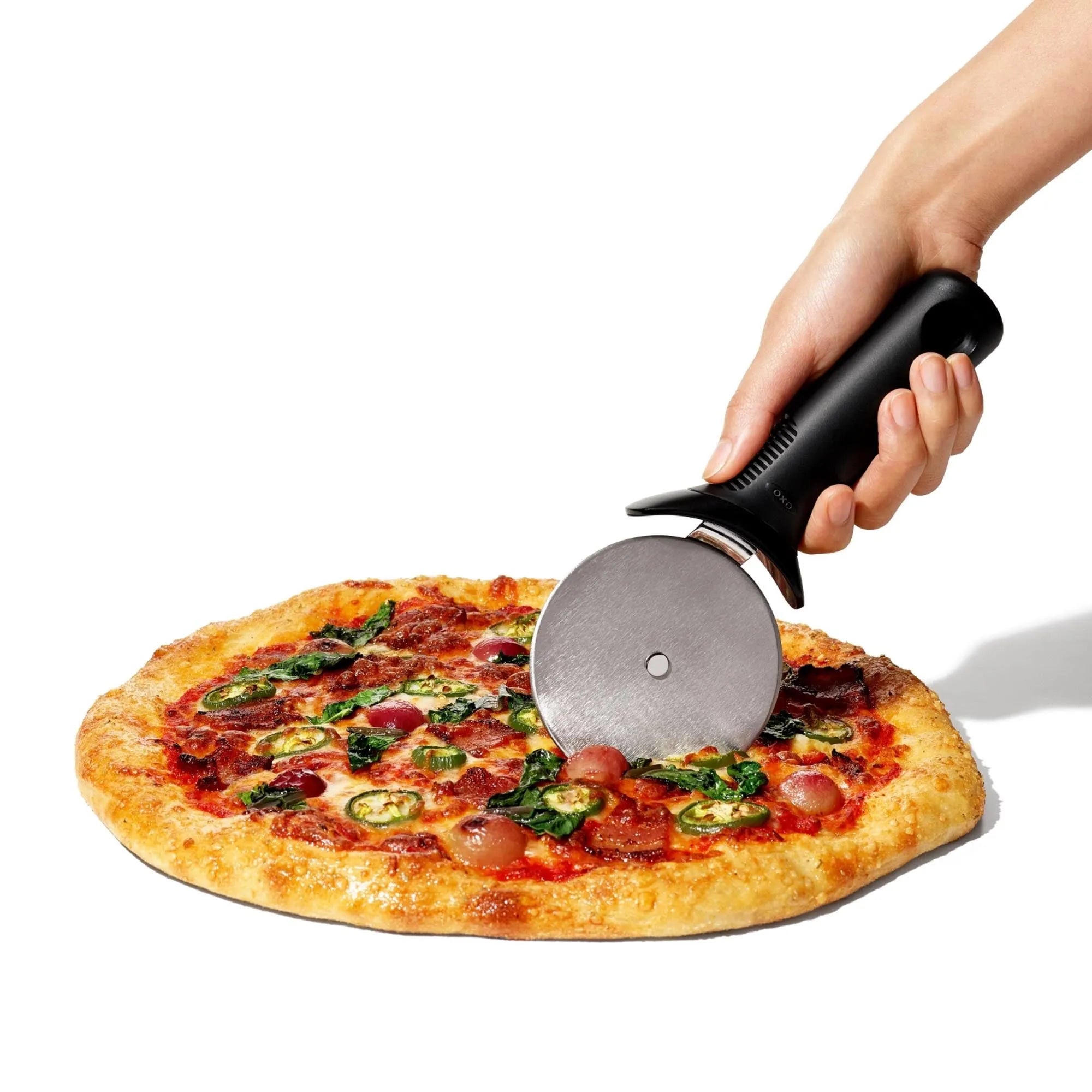 OXO GG Pizzarad: 10cm Edelstahlklinge, ergonomischer Griff, spülmaschinenfest. Perfekt für Pizza, Quiche & Flammkuchen.