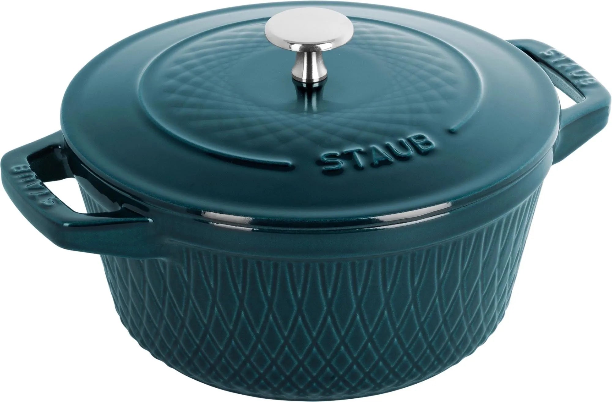 Die Twisted Cocotte von Staub: 2.29l Gusseisen, schwarze Emaillierung, ideal für Eintöpfe, Aufläufe, Ofen- und Herdgebrauch.