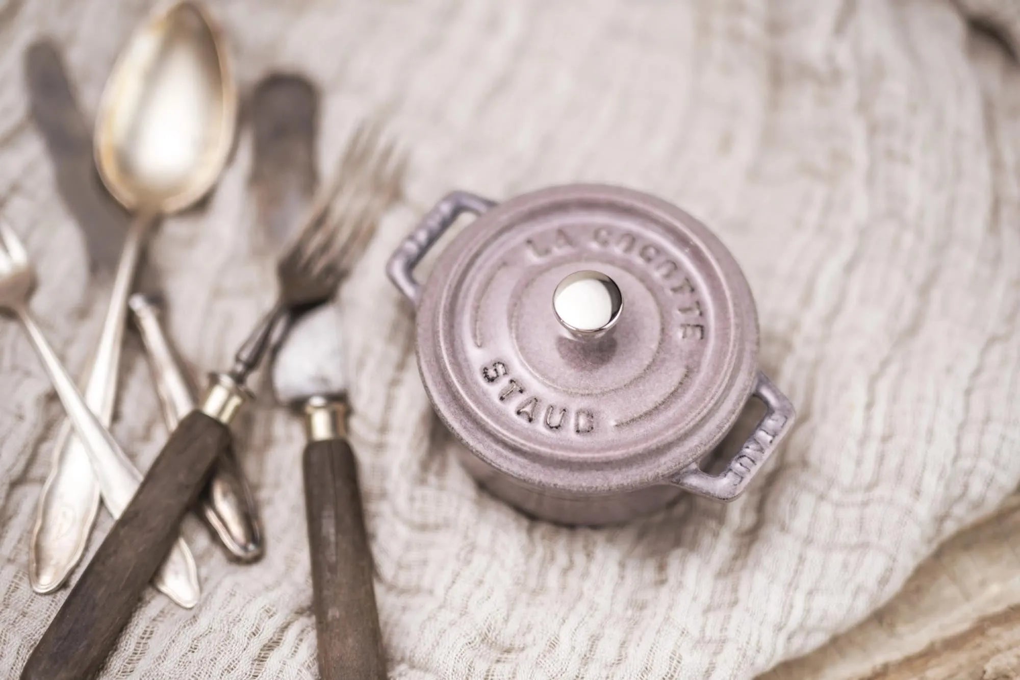 Staub Mini Cocotte 0.25l: Ideal für kreative Einzelgerichte.